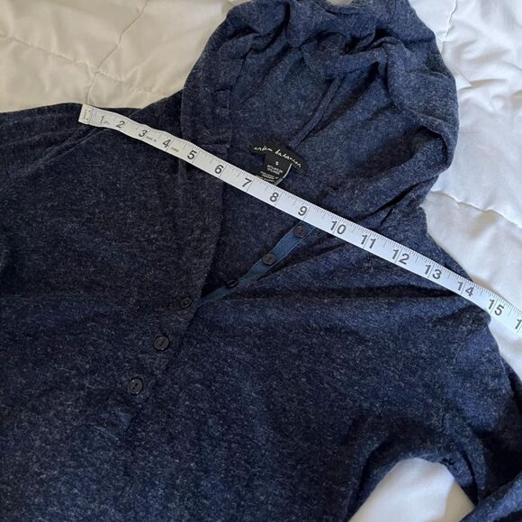 Vintage Y2K Navy Blue Gray Henley Long Sleeves with Hoodie from Urban Behavior - Picture 6 of 7